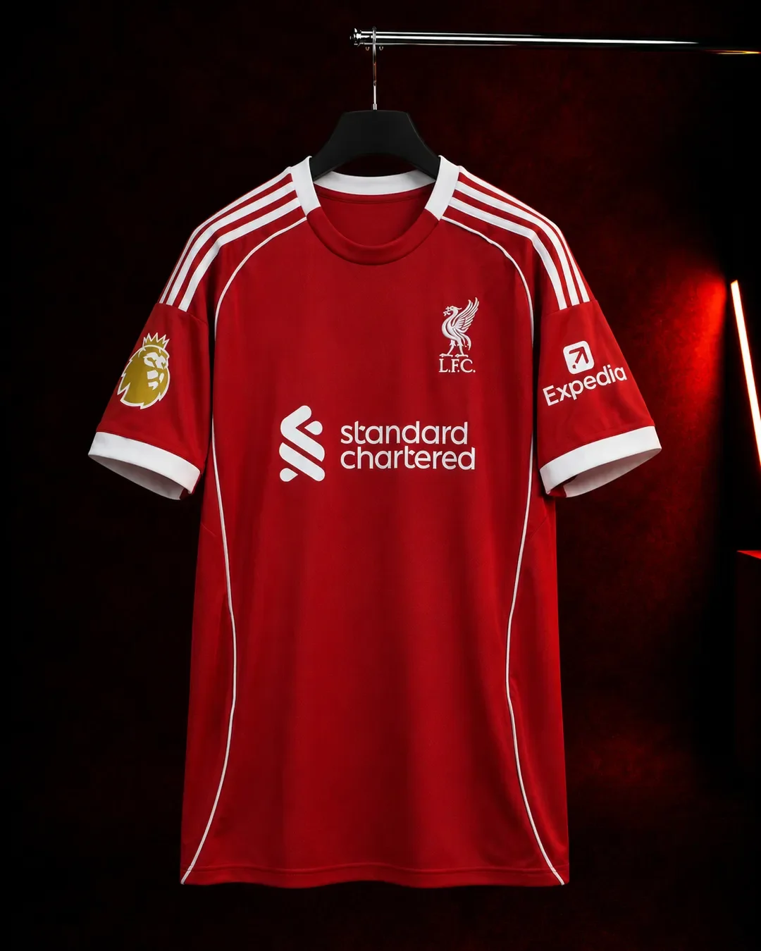 Liverpool dres – crveni model naprijed