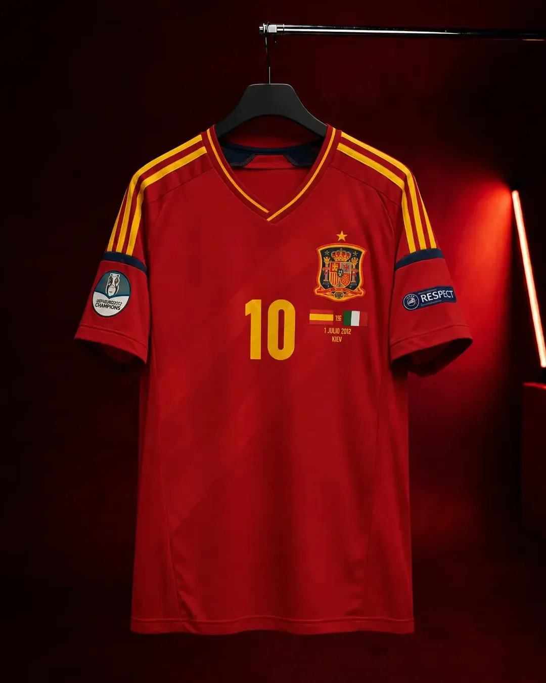 Španjolska retro dres – Finale Euro 2012. naprijed